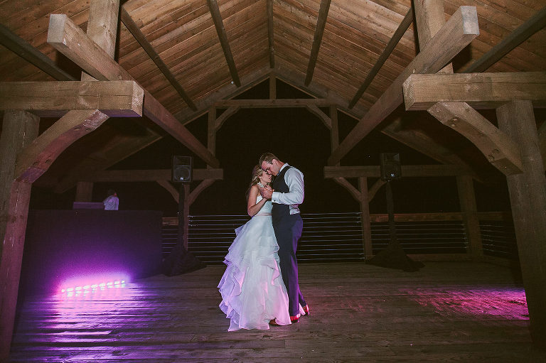 wedding day, bride and groom, dancing, nighttime, vineyard