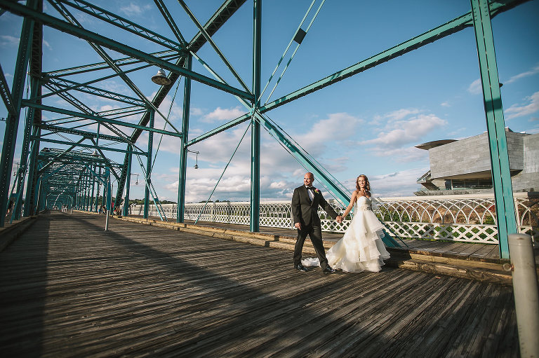 bride and groom on the walking bridge in chattanooga 