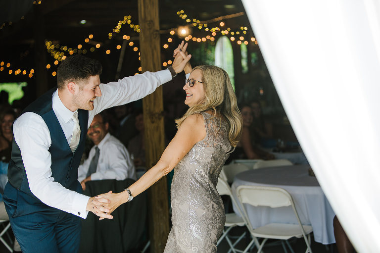 mother son first dance