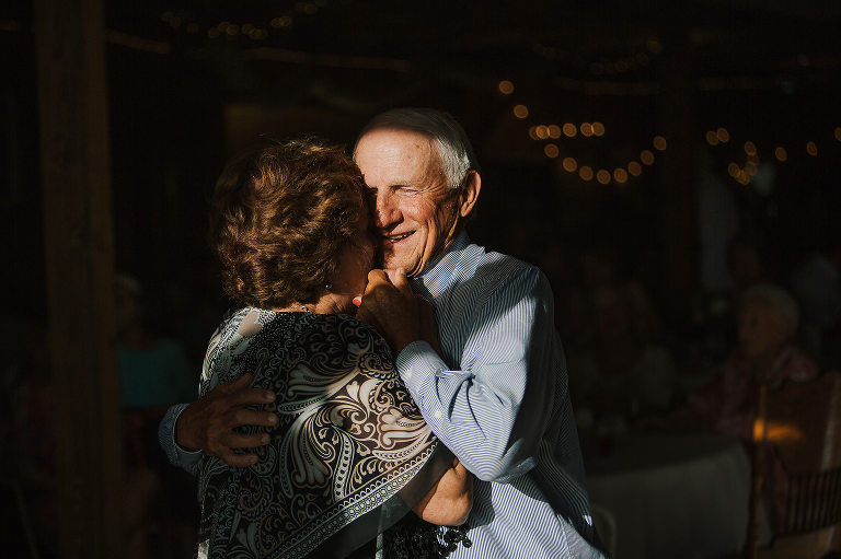 wedding guests dancing 