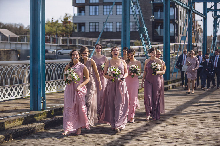 bridesmaids on walking bridge chattanooga