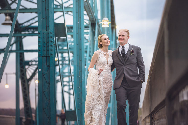 bride and groom on walking bridge chattanooga 